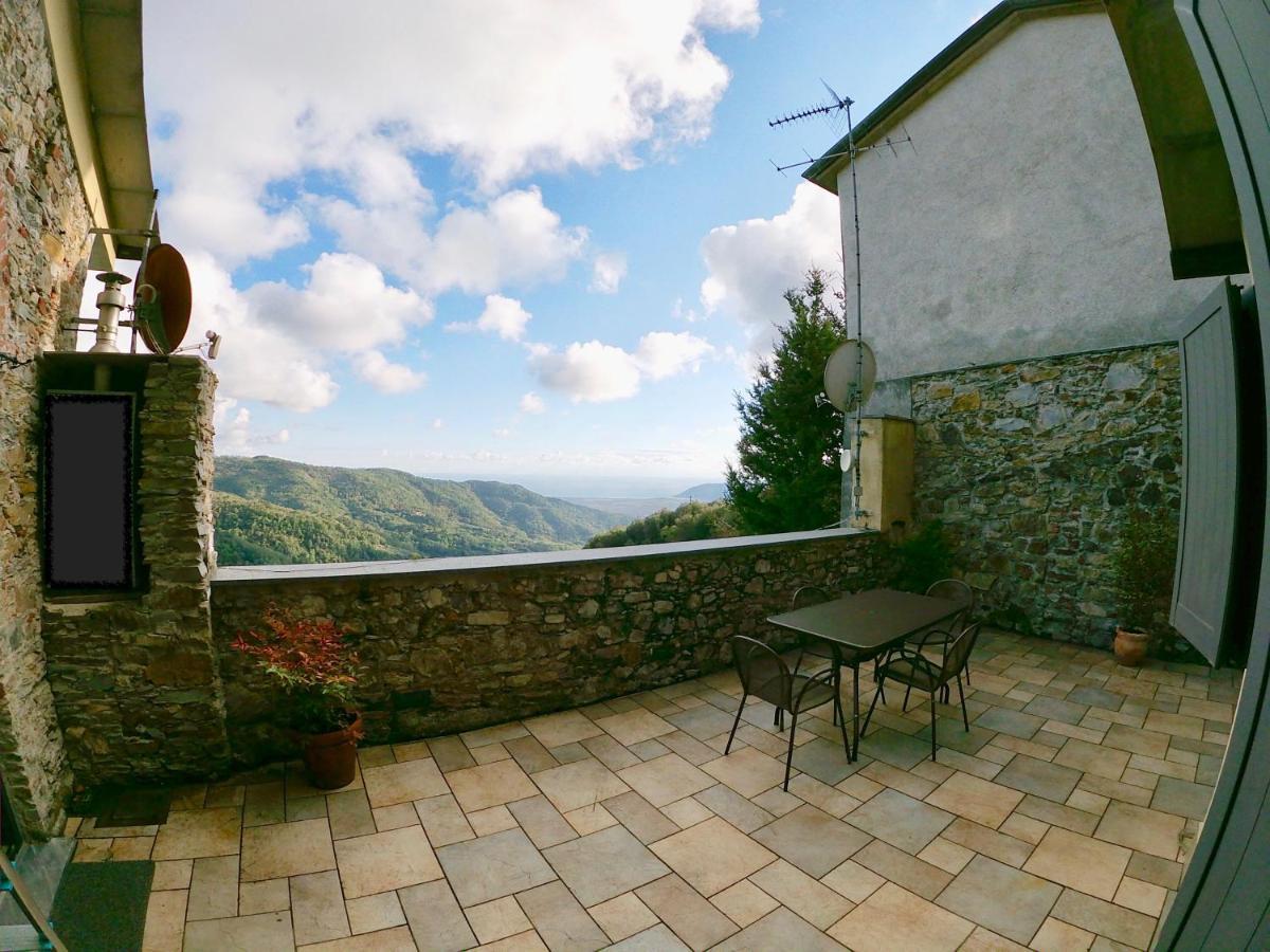 Papiriana La Casa Del Borgo_ Breathtaking Sea Wiew Fosdinovo Exterior photo