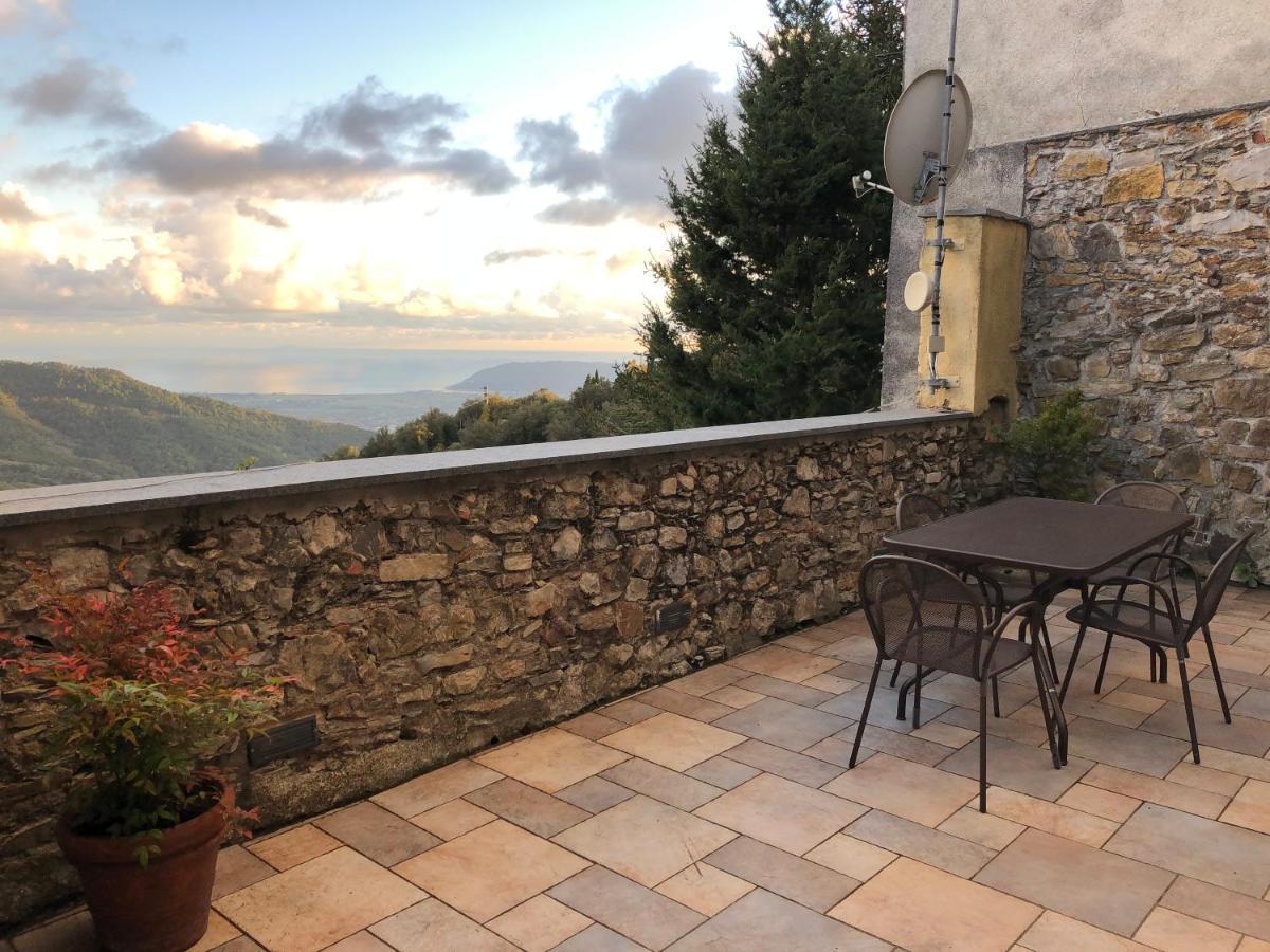 Papiriana La Casa Del Borgo_ Breathtaking Sea Wiew Fosdinovo Exterior photo